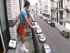 Đặt máy quay trong phòng mẹ và thực hành vào ban đêm sec hay hd